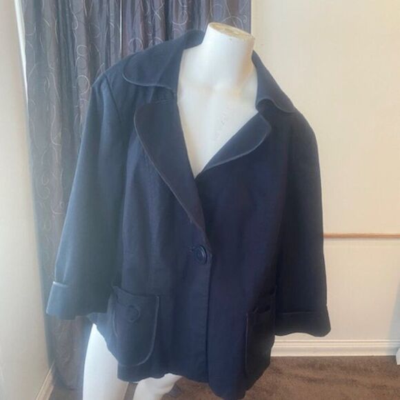 Lane Bryant Navy Blue 3/4 cuffed sleeves belted back blazer, size 26 - Picture 1 of 4
